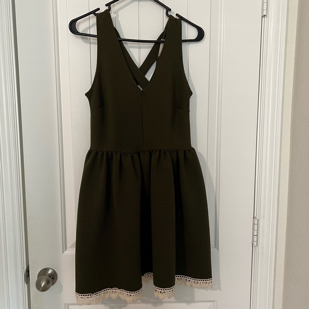 Altar’d State Green Mini Dress with Cream Lace Hem Size Small